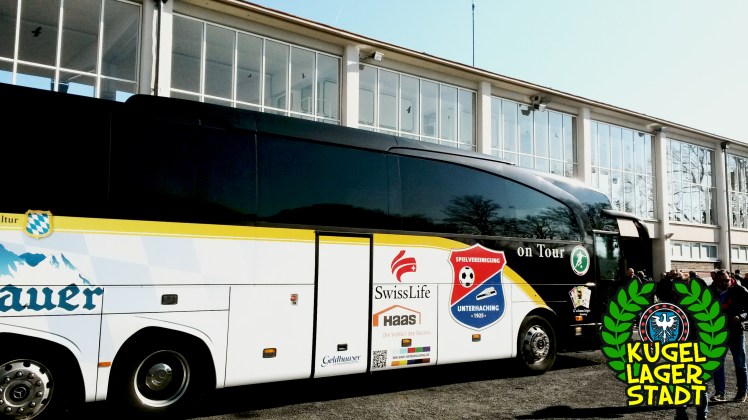 Mannschaftsbus Unterhaching